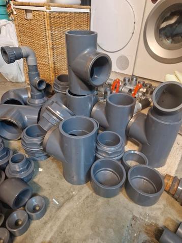 pvc 4" 110 hard pvc hulpstukken  beschikbaar voor biedingen