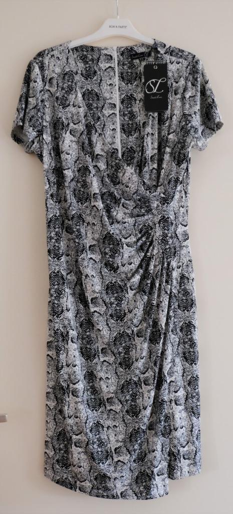 Nieuw: Smashed Lemon jurk reptiel-print zwart wit 3xl = 46, Kleding | Dames, Jurken, Nieuw, Maat 46/48 (XL) of groter, Grijs, Onder de knie