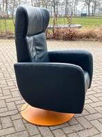 Staop fauteuil Prominent in donkerblauw leder - Topstaat!, Huis en Inrichting, Fauteuils, Ophalen, Prominent, ., Staop dauteuil