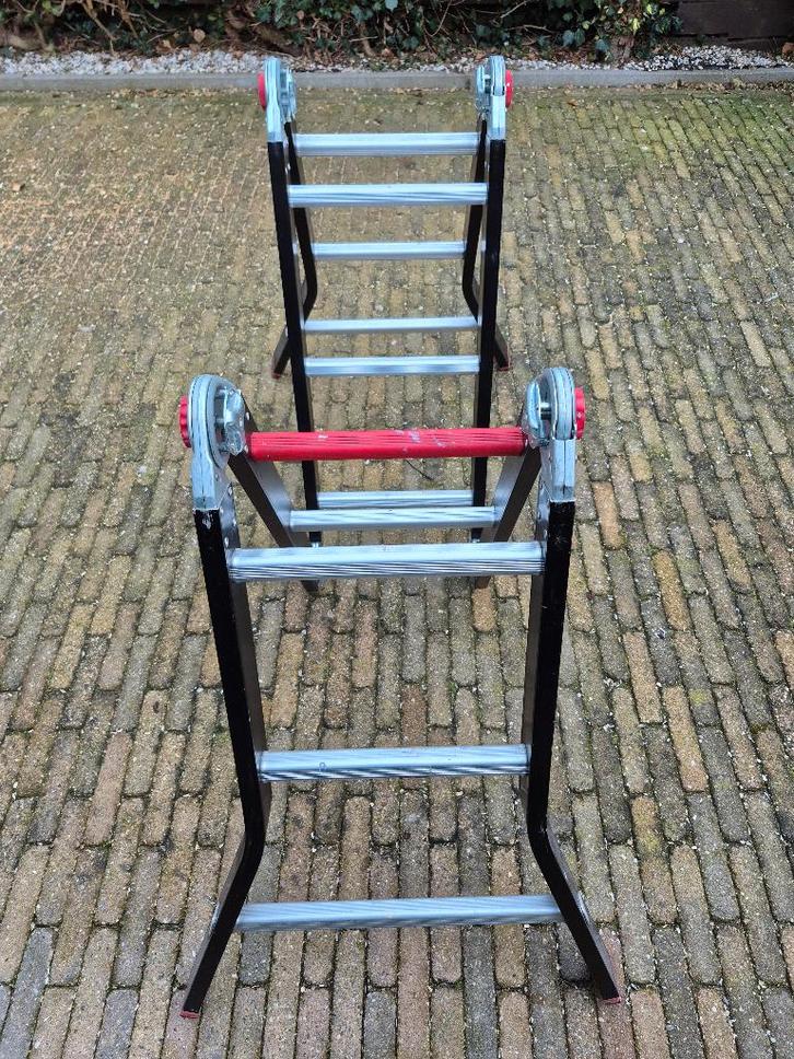 Aangeboden een prachtige Altrex professional trap/ladder, Doe-het-zelf en Verbouw, Ladders en Trappen, Gebruikt, 2 tot 4 meter