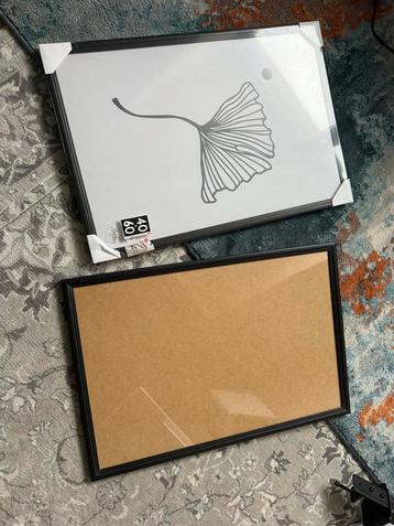 2x HEMA Lijst 40x60 - Nieuwe & en licht Beschadigde beschikbaar voor biedingen