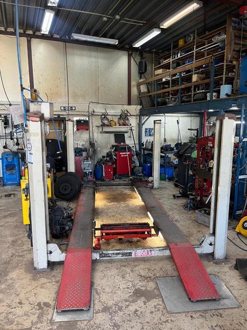 Hefbrug 4-koloms Stertil Koni 2500 KG APK brug compacte brug, Auto diversen, Autogereedschap, Gebruikt, Ophalen