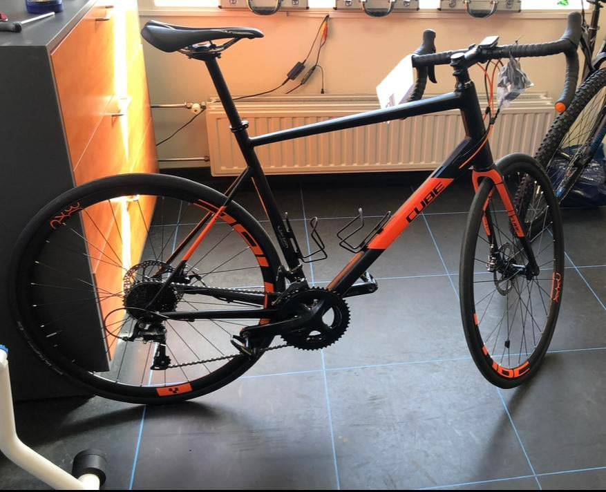 Mooie Cube racefiets - zo goed als nieuw!, Fietsen en Brommers, Fietsen | Racefietsen, Zo goed als nieuw, Ophalen, Overige merken