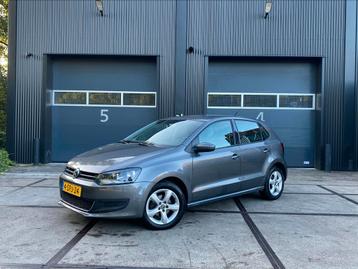Volkswagen Polo 1.2 TSI 66KW 2013 Grijs beschikbaar voor biedingen