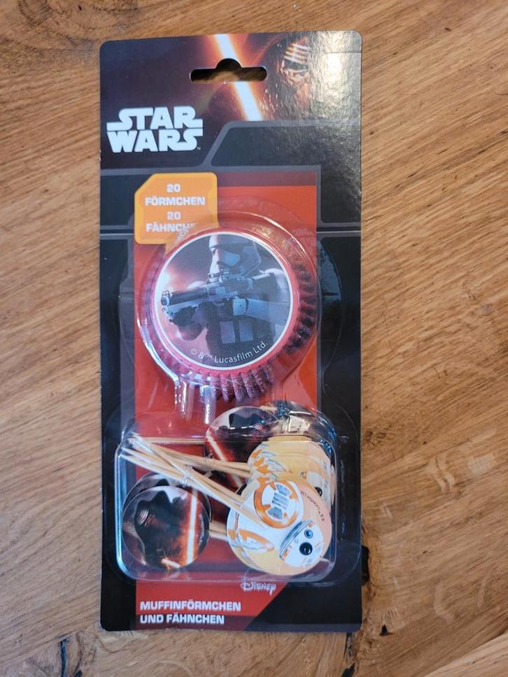 Star Wars Muffin Vormpjes en Vlaggetjes, Hobby en Vrije tijd, Taarten en Cupcakes maken, Nieuw, Versiering, Cupcakes, Ophalen of Verzenden
