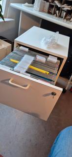 Te koop, 1 wit bureau blok, met 2 archiefredenen., Ophalen, Zo goed als nieuw, 25 tot 50 cm, Minder dan 100 cm