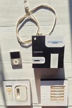 Apple Universal Dock MB125G/C + Apple Nano 4GB, Ophalen of Verzenden, Gebruikt