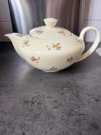 Vintage theepot. Petrus Regout Maastricht, Ophalen