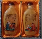 2 Glazen snuifflesjes met stopjes.binnenkant beschilderd, Antiek en Kunst, Antiek | Glas en Kristal, Ophalen of Verzenden