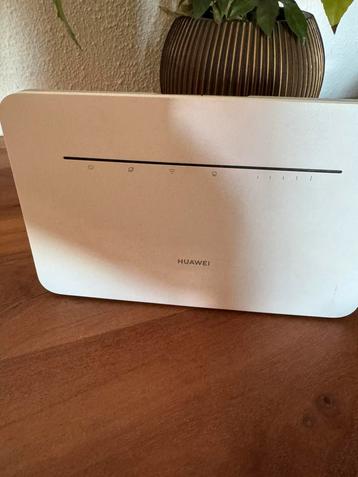 Huawei 4g router beschikbaar voor biedingen