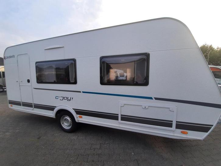 Dethleffs C'Joy 480 FSH 2022 Mover,voortent VERKOCHT, Caravans en Kamperen, Caravans, Particulier, 750 - 1000 kg, Treinzit, Dethleffs