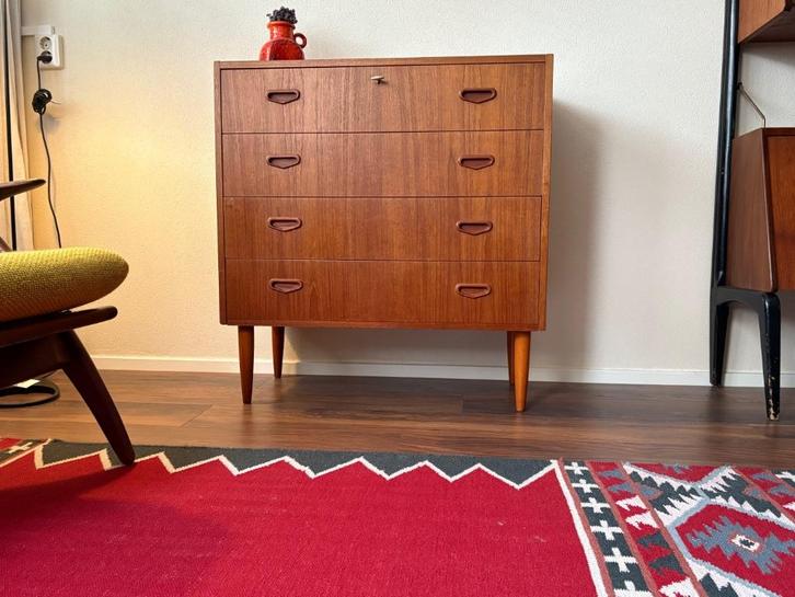SMI - kastje / dressoir / Ladekastje retro vintage jaren 60s, Huis en Inrichting, Kasten | Ladekasten, Zo goed als nieuw, Minder dan 100 cm