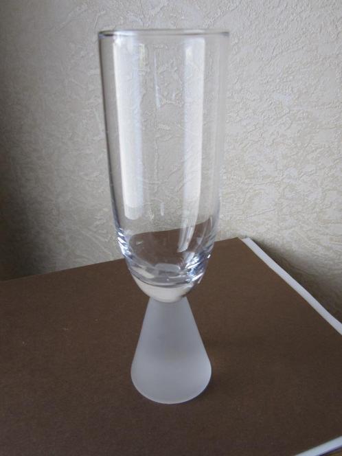 Vintaqe champagne flute JOhn Orvar design 1960 Ekenäs Sweden, Antiek en Kunst, Antiek | Glas en Kristal, Verzenden