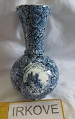 FRAAI VAASJE IN BLAUW WIT * Keramiek *, Antiek en Kunst, Antiek | Vazen, Verzenden