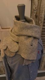 Super lieve gebreide sjaal met wantjes van BENETTON, Gebruikt, Jongetje of Meisje, Ophalen of Verzenden, Sjaal