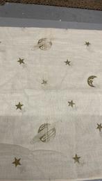 Katoen lapje stof met planeten en sterren, Beige, Ophalen of Verzenden, Zo goed als nieuw, 30 tot 120 cm