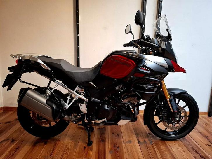 SUZUKI V-STROM DL 1000 ABS (bj 2015) Vstrom DL1000 28193 KM, Motoren, Motoren | Suzuki, Bedrijf, Overig, meer dan 35 kW, 2 cilinders