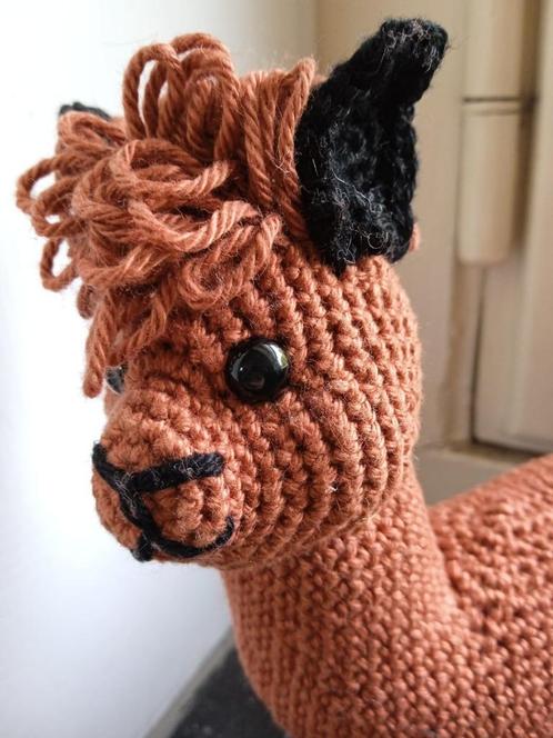 Gehaakte knuffel alpaca, Kinderen en Baby's, Speelgoed | Knuffels en Pluche, Nieuw, Overige typen, Ophalen of Verzenden
