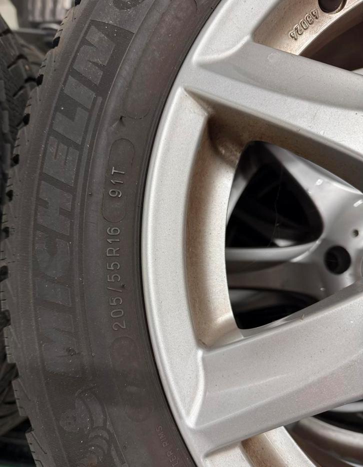 Winterbanden met velg 205/55R16, Auto-onderdelen, Banden en Velgen, Banden en Velgen, Winterbanden, 16 inch, 205 mm, Personenwagen