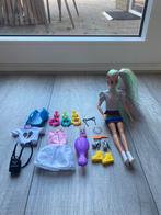Barbie luipaard en regenbooghaar pop., Kinderen en Baby's, Speelgoed | Poppen, Ophalen of Verzenden, Zo goed als nieuw, Barbie