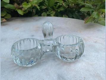 Olijven. -2 bakjes 1 greepje Peper en zoutbakje  Vintage beschikbaar voor biedingen