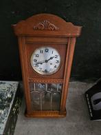 Antieke Wandklok met Slinger, Ophalen of Verzenden