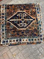 Antiek kleedje, Ophalen