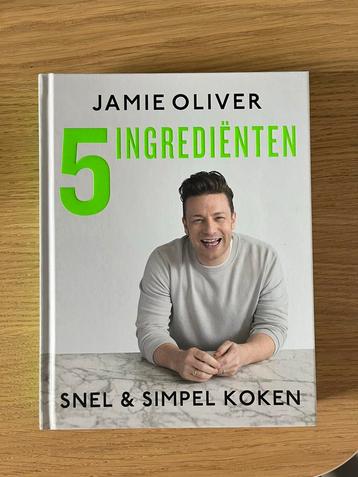 Jamie Oliver 5 Ingrediënten Kookboek beschikbaar voor biedingen