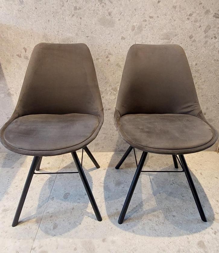 Eettafelstoelen Cabella (bruin) van de Kwantum, Huis en Inrichting, Stoelen, Gebruikt, Twee, Metaal, Stof, Bruin, Ophalen