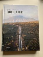 Bike Life - uitgeverij Lannoo, Boeken, Europa, Zo goed als nieuw, Reisgids of -boek, Ophalen