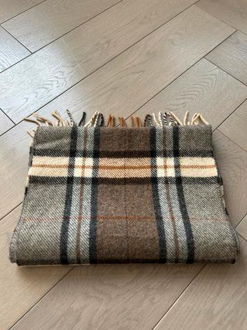 Monti sjaal| Van €150 voor €30 beschikbaar voor biedingen