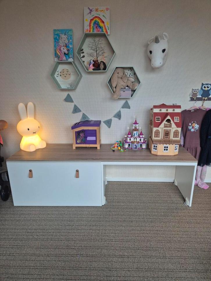 Ikea peuter/kleuter bureau met opberglade, Kinderen en Baby's, Kinderkamer | Tafels en Stoelen, Gebruikt, Ophalen