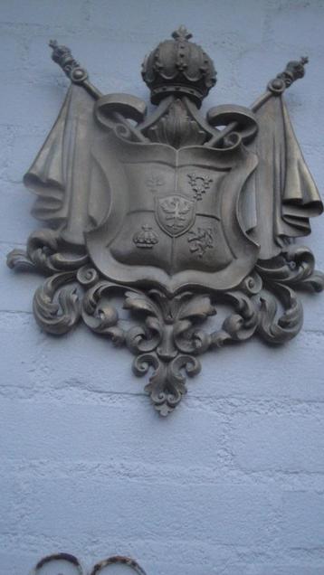 wanddecoratie koningsteken beschikbaar voor biedingen