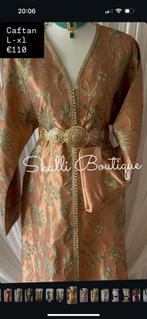 Kaftan brokaat zalm, Kleding | Dames, Gelegenheidskleding, Overige typen, Maat 46/48 (XL) of groter, Ophalen of Verzenden, Zo goed als nieuw