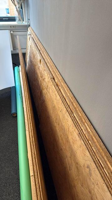 Super sterke OSB bureaus 3,5cm dik, in verschillende lengtes beschikbaar voor biedingen