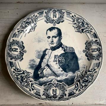 Napoleon schaal Groot *tres jolie Duiven* beschikbaar voor biedingen