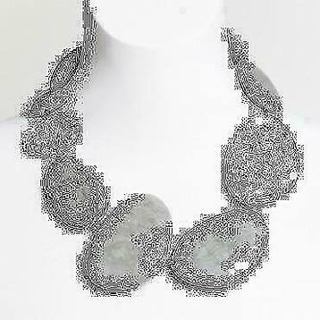 Nieuwe ketting van Manouk, grijs grote stenen. beschikbaar voor biedingen