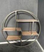 Stalen Wandrek met Houten Planken, Ophalen of Verzenden, Zo goed als nieuw