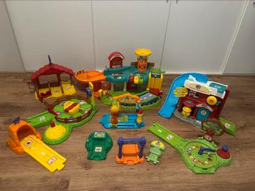 Toet toet auto’s beschikbaar voor biedingen