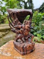 Garuda beeldje houtsnijwerk indonesië balinees, Antiek en Kunst, Ophalen of Verzenden