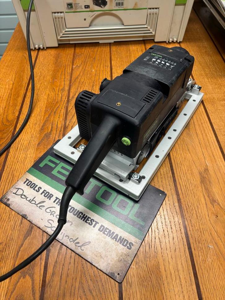 Festool BS 105 E Bandschuurmachine, Doe-het-zelf en Verbouw, Gereedschap | Schuurmachines, Gebruikt, Bandschuurmachine, 600 tot 1200 watt