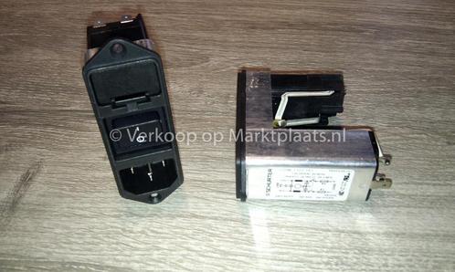 Netentrees, netentree Schurter CD64.1101.151, Hobby en Vrije tijd, Elektronica-componenten, Nieuw, Ophalen of Verzenden