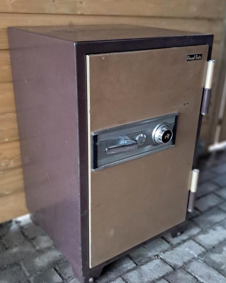 Grote Brandwerende Kluis - Royal Safe R-30, Huis en Inrichting, Brandblussers en Brandkasten, Zo goed als nieuw, Brandkast, Ophalen