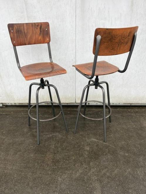 8 stuks luxe industriële horeca barkrukken krukken vintage, Huis en Inrichting, Barkrukken, Zo goed als nieuw, 60 tot 90 cm, Hout