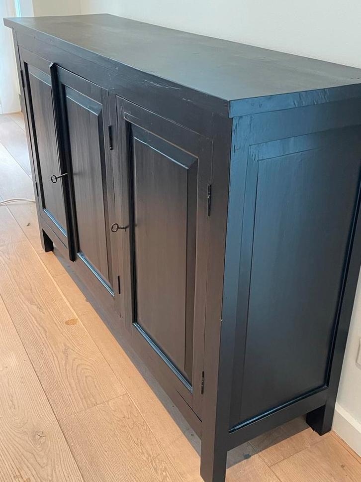 Zwart teakhouten dressoir/buffetkast, Huis en Inrichting, Kasten | Buffetkasten, Gebruikt, 100 tot 150 cm, 150 tot 200 cm, 50 tot 75 cm