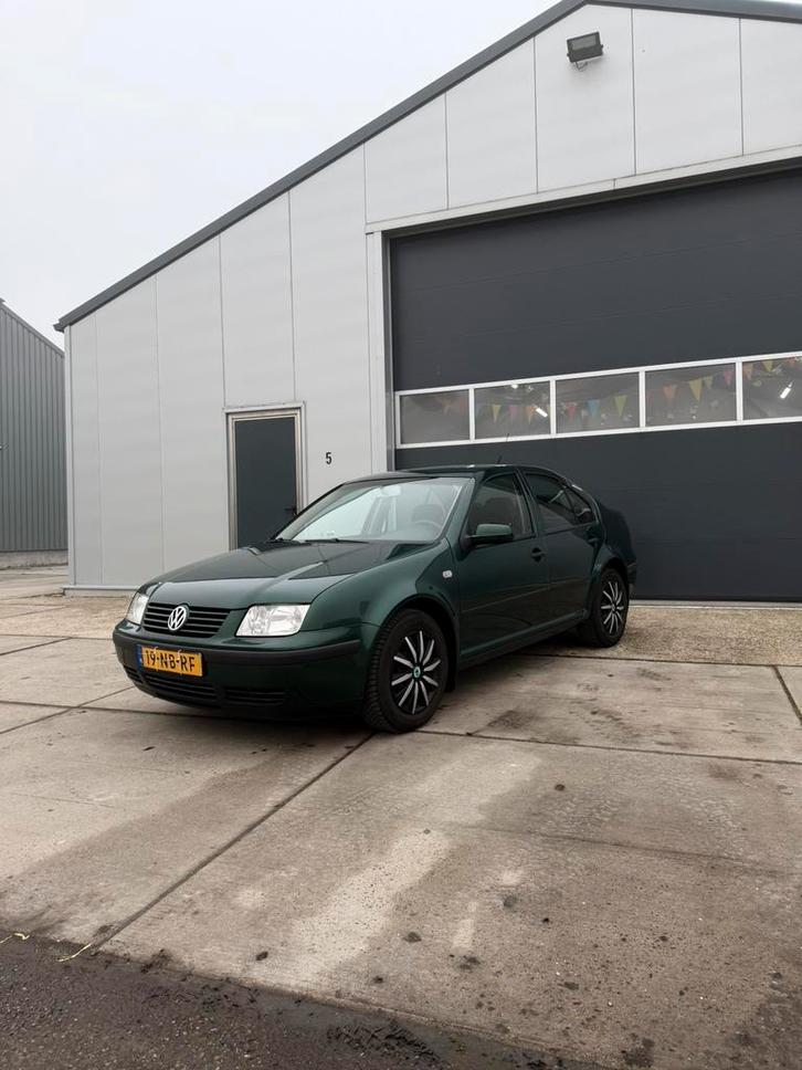 Volkswagen Bora 1.6 77KW 2003 Groen, Auto's, Volkswagen, Bedrijf, Bora, ABS, Airbags, Airconditioning, Bluetooth, Boordcomputer