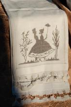 klokken kleedje 27, Ophalen of Verzenden