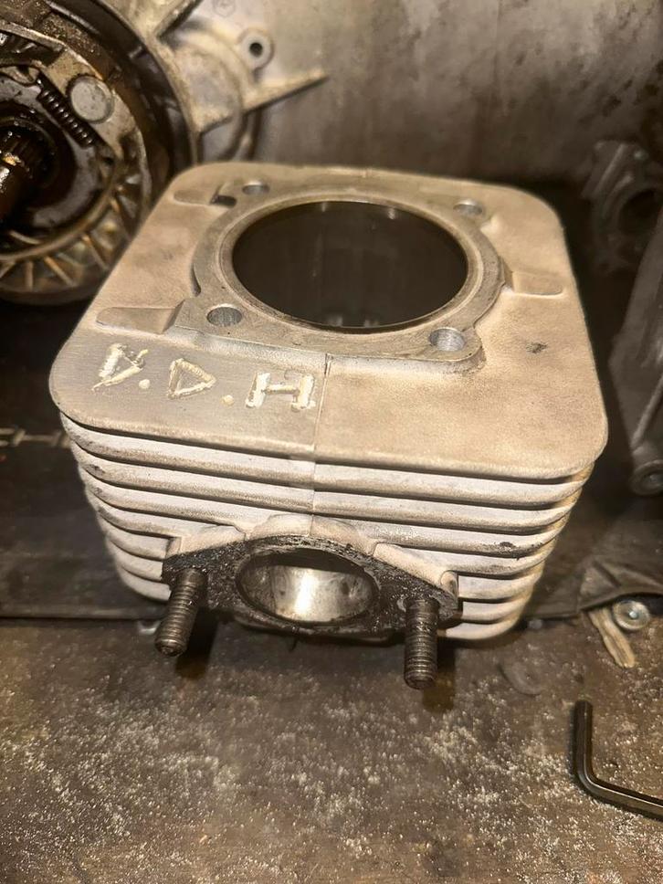 Malossi 172cc Cilinder Stage 3, Fietsen en Brommers, Brommeronderdelen | Algemeen, Zo goed als nieuw, Cilinder, Ophalen