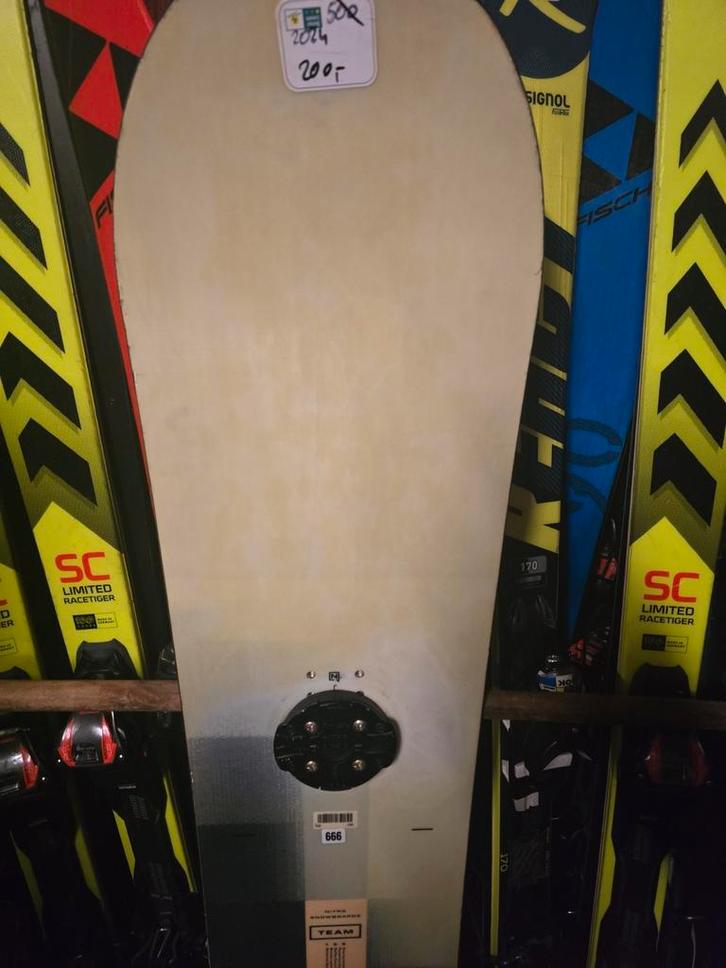 155cm NITRO TEAM NP.500 2024, Sport en Fitness, Snowboarden, Zo goed als nieuw, Board, Ophalen of Verzenden