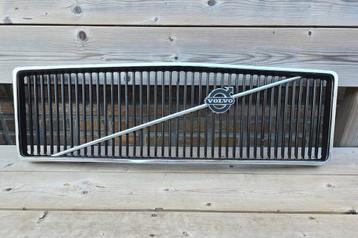 Grill Volvo.  beschikbaar voor biedingen